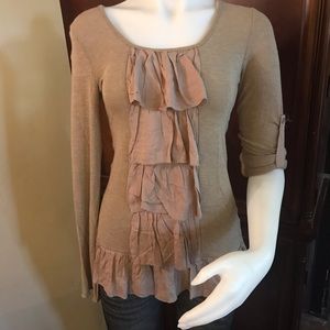 🆕 Catwalk Studio Tan Long Sleeve Top-Med